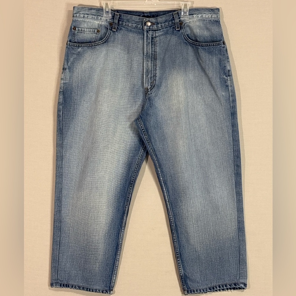 Levi Strauss & Co. 569 Loose Straight Jeans | W38 L32 | Light Wash | 100% Cotton